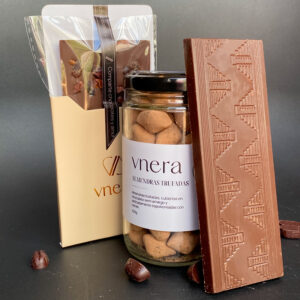 bundle barra con nibs, almendras, bean to bar